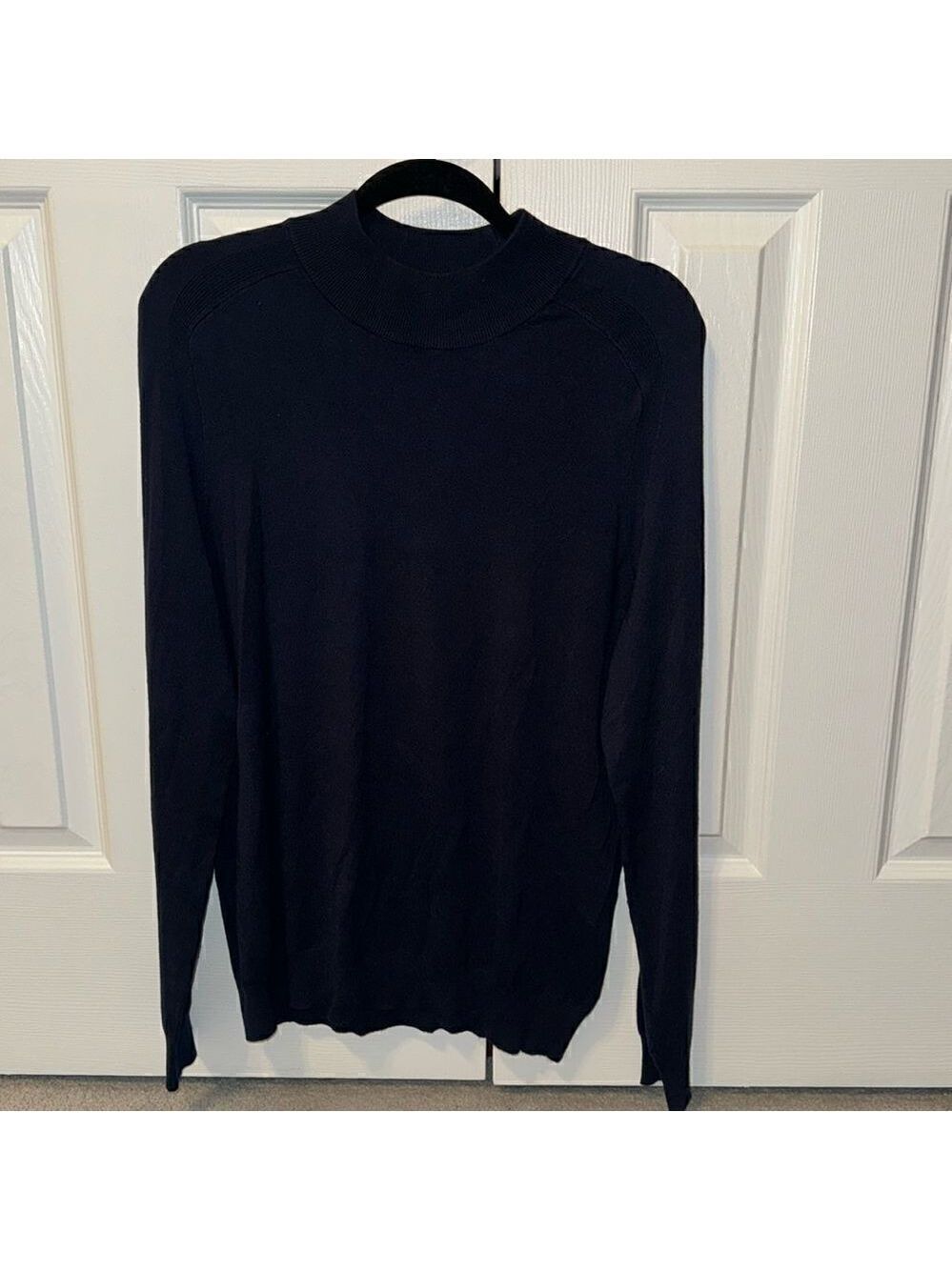 EXPRESS Men’s Sweater